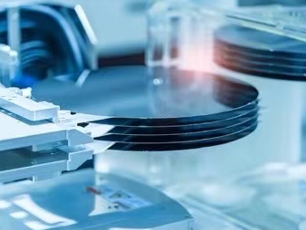 半導体製品と電子部品